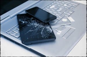 ¿Cómo sacar las fotos de un teléfono o PC rotos?